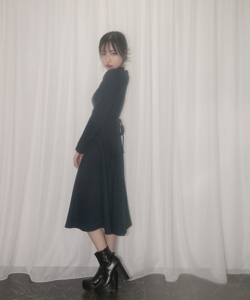 ANDGEEBEE（アンジービー）の「フロントオープンカットワンピ（ワンピース・レディース・ブラック/ネイビー・MEDIUM）」の6枚目の写真