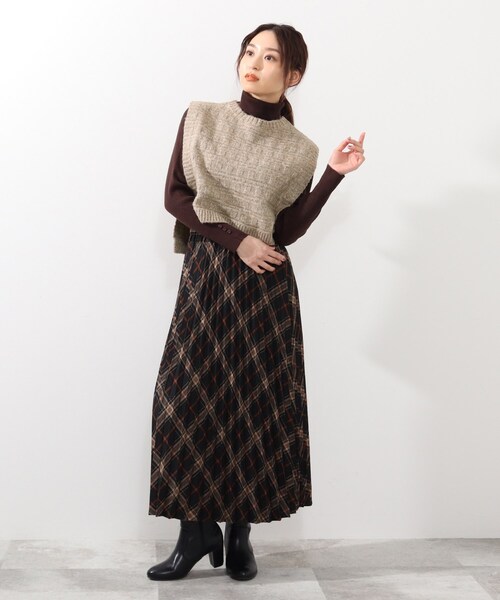 DRESKIP（ドレスキップ）の「◆【2点セット】ニットベスト×ニットワンピース（ワンピース・レディース・ダークブラウン/グレー/グリーン系・02/03）」の7枚目の写真