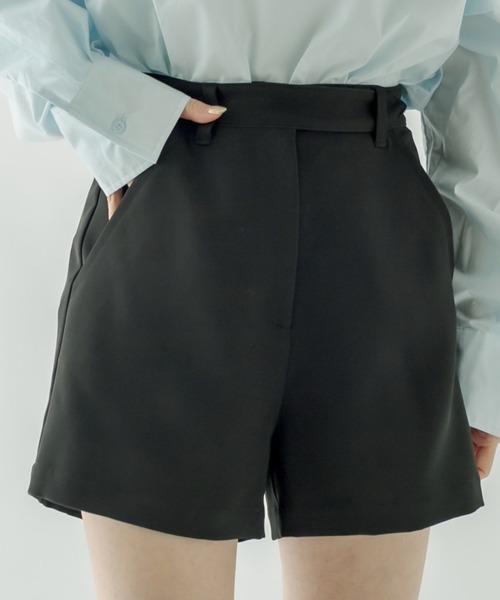 mystic(ミスティック)の「シンプルショートパンツ(その他パンツ・レディース・アイボリー/ブラック・FREE)」の2枚目の写真