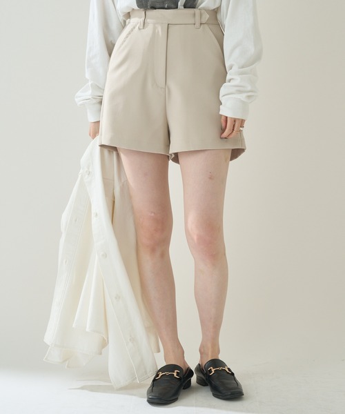 mystic(ミスティック)の「シンプルショートパンツ(その他パンツ・レディース・アイボリー/ブラック・FREE)」の3枚目の写真