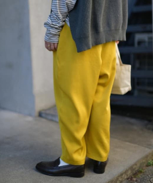 JOURNAL STANDARD LUXE(ジャーナルスタンダード ラックス)の「サテン バルーンパンツ(その他パンツ・レディース・ネイビー/イエロー・FREE)」の18枚目の写真