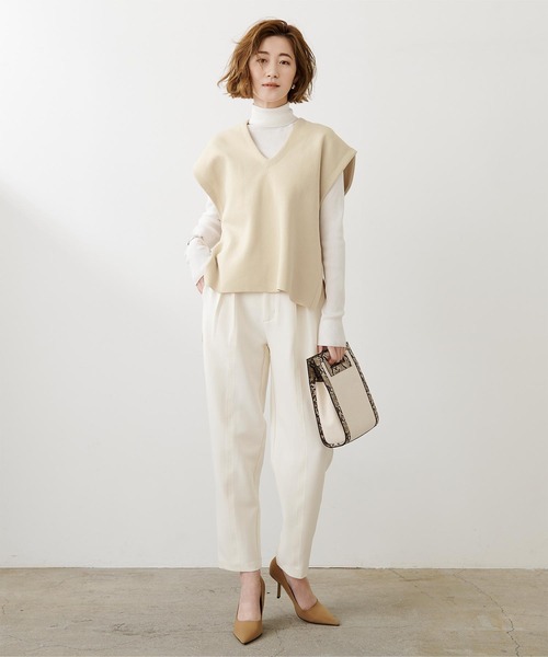 UR'S(ユアーズ)の「Vネックニットベスト(ベスト・レディース・ネイビー/ブラック/アイボリー・M/S/L)」の7枚目の写真