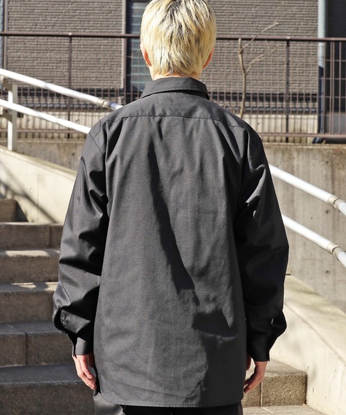 UNIVERSAL OVERALL（ユニバーサルオーバーオール）の「UNIVERSAL OVERALL/ユニバーサルオーバーオール WORKER’S SHIRT ワークシャツ シャツ（シャツ/ブラウス・メンズ・ブラック/ライトグリーン/ライトベージュ/サックスブルー/グリーン/グレー・XL/M/S/L）」の17枚目の写真