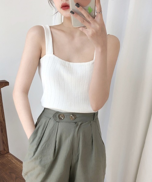 yuue' ( wear )（ユーイ）の「シンプルリブニットタンクトップ（タンクトップ・レディース・ホワイト/ブラック/カーキ/ライトベージュ・FREE）」の2枚目の写真