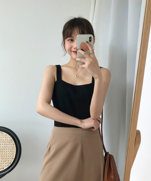 yuue' ( wear )（ユーイ）の「シンプルリブニットタンクトップ（タンクトップ・レディース・ホワイト/ブラック/カーキ/ライトベージュ・FREE）」の9枚目の写真