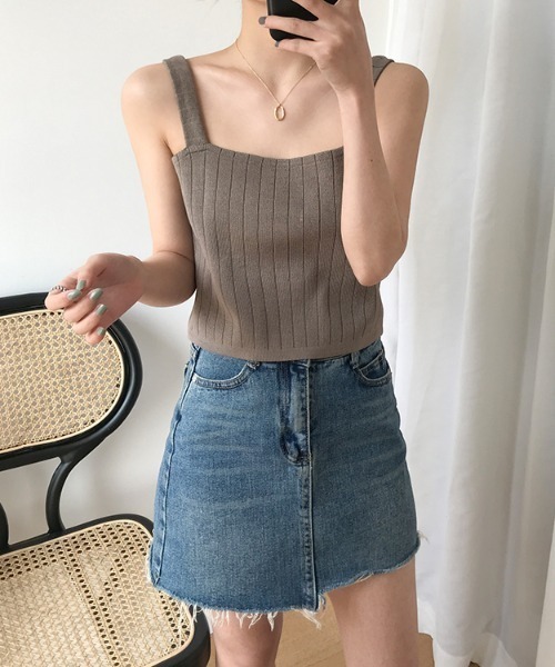 yuue' ( wear )（ユーイ）の「シンプルリブニットタンクトップ（タンクトップ・レディース・ホワイト/ブラック/カーキ/ライトベージュ・FREE）」の17枚目の写真
