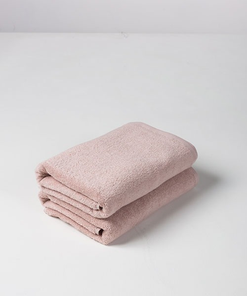 OMNES（オムネス）の「FLUFFY TOWEL バスタオルセット (2枚組)（タオル・レディース・ホワイト/ベージュ/ブラウン/グレー/カーキ/ブルーグレー/ホワイト系その他/チャコール/ホワイト系その他2/ネイビー/アイボリー/ピンク・FREE）」の12枚目の写真