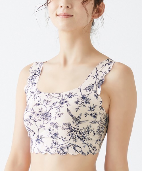 Tuche(トゥシェ)の「Tuche/トゥシェ 縫い目が無くて低刺激 ナイトブラ 保湿加工付き(ナイトブラ・レディース・ベージュ系その他/ライトピンク/グレー系その他/クリーム/ライトブラウン/グレー系その他2/ライトブルー/イエロー系その他・MEDIUM/LARGE/X-LARGE)」の5枚目の写真