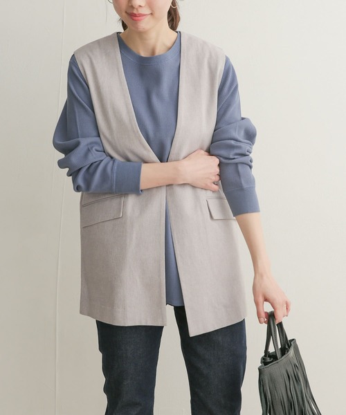 URBAN RESEARCH DOORS（アーバンリサーチドアーズ）の「コットンノーカラーベスト（ベスト・レディース・グレー系その他/ベージュ系その他・1）」の8枚目の写真