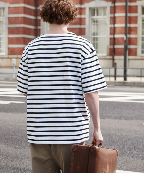 PENNEYS(ぺニーズ)の「PENNEYS/ペニーズ 別注 THE FOX ロゴ ワッペン&チェーン刺繍ワンポイント バスクボーダー ルーズ半袖Tシャツ(Tシャツ/カットソー・レディース・ホワイト系/グリーン系/ネイビー系/ブルー系/ブラック系/グリーン系2/ネイビー系2・M/L)」の17枚目の写真