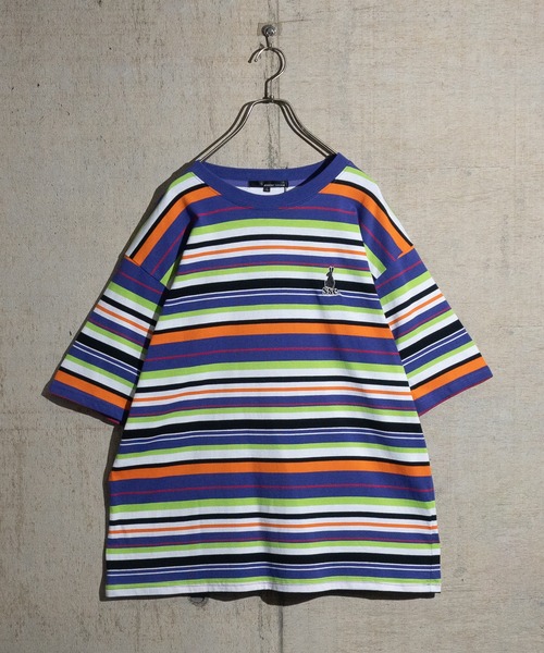 JOHN'S CLOSET(ジョンズクローゼット)の「【13】マルチボーダー胸刺繍Tシャツ(Tシャツ/カットソー・メンズ・ブラック/グリーン/オフホワイト/ホワイト/ブラック系その他/パープル・MEDIUM/LARGE)」の6枚目の写真