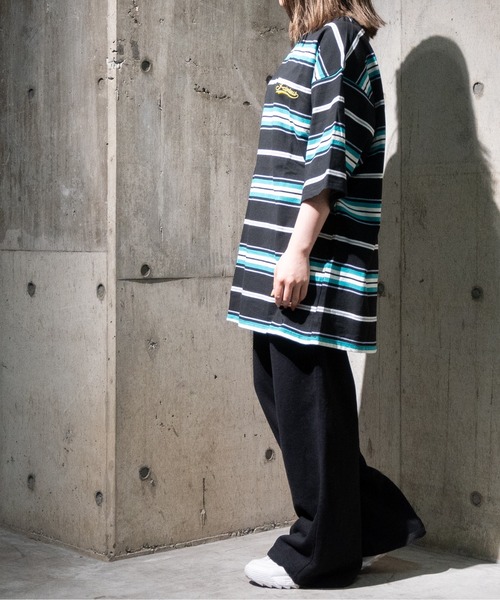 JOHN'S CLOSET(ジョンズクローゼット)の「【13】マルチボーダー胸刺繍Tシャツ(Tシャツ/カットソー・メンズ・ブラック/グリーン/オフホワイト/ホワイト/ブラック系その他/パープル・MEDIUM/LARGE)」の17枚目の写真