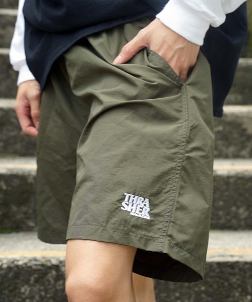 THRASHER(スラッシャー)の「ANTI LOGO BUGGY SHORTS/スラッシャーウエストゴムバギーショーツ(その他パンツ・メンズ・ブラック/ダークオリーブ・X-LARGE/LARGE/MEDIUM)」の2枚目の写真