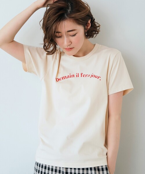 grove(グローブ)の「grove×Something メッセージロゴTシャツ(Tシャツ/カットソー・レディース・ブラック/レッド系1/アイボリー・03/02)」の2枚目の写真