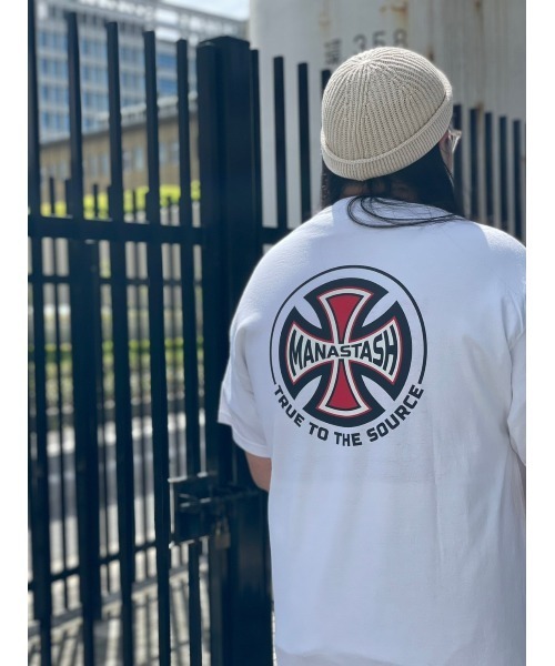 MANASTASH（マナスタッシュ）の「【直営店限定】MANASTASH/マナスタッシュ　BAR CROSS TEE バークロスティー　Tシャツ（Tシャツ/カットソー・メンズ・ホワイト/ブラック・MEDIUM/LARGE/X-LARGE）」の12枚目の写真