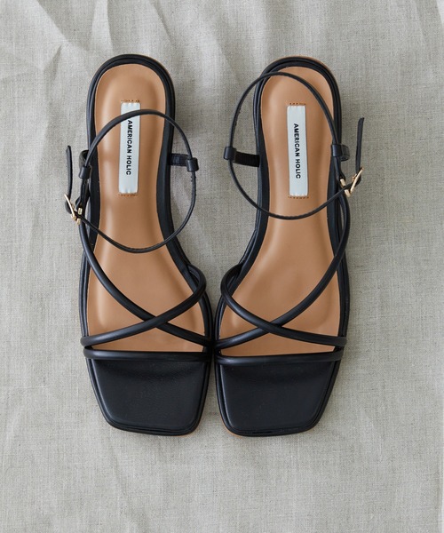 AMERICAN HOLIC（アメリカンホリック）の「スクエアトゥチューブストラップヒールサンダル（サンダル・レディース・ブラック/ベージュ/パープル/グリーン・S/M/L）」の2枚目の写真