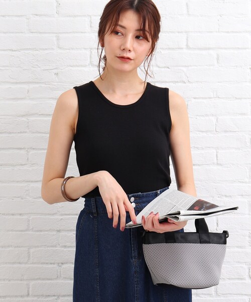 SHOO・LA・RUE（シューラルー）の「◆スパンテレコベーシックタンクトップ（タンクトップ・レディース・ナチュラル/ブラック/ベージュ・03/02）」の2枚目の写真