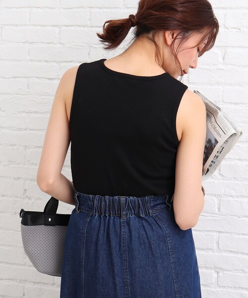 SHOO・LA・RUE（シューラルー）の「◆スパンテレコベーシックタンクトップ（タンクトップ・レディース・ナチュラル/ブラック/ベージュ・03/02）」の13枚目の写真