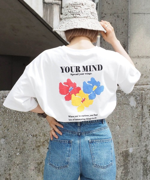 tiptop(ティップトップ)の「フラワープリントT(Tシャツ/カットソー・レディース・ブラック/オフホワイト/ホワイト系その他/ブラック系その他・FREE)」の3枚目の写真