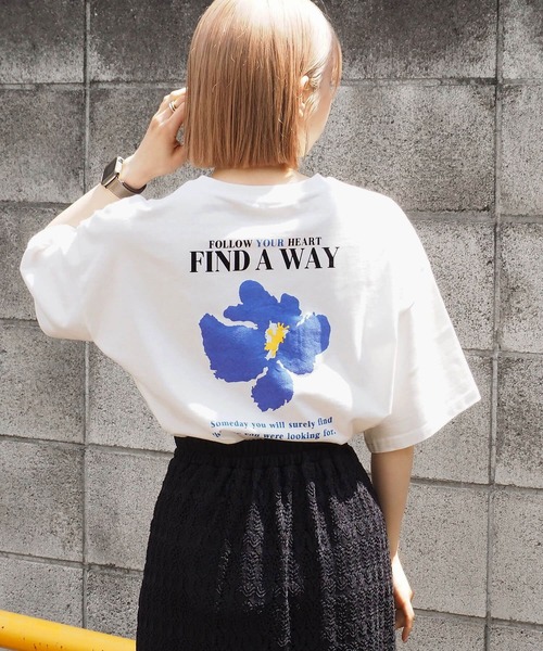 tiptop(ティップトップ)の「フラワープリントT(Tシャツ/カットソー・レディース・ブラック/オフホワイト/ホワイト系その他/ブラック系その他・FREE)」の7枚目の写真