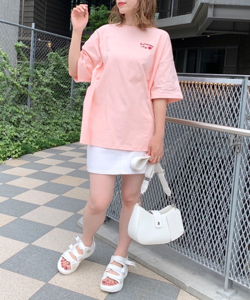 OLIVE des OLIVE（オリーブデオリーブ）の「フルーツサンドTシャツ（Tシャツ/カットソー・レディース・オフホワイト/ピンク/イエロー/スミクロ・FREE）」の7枚目の写真