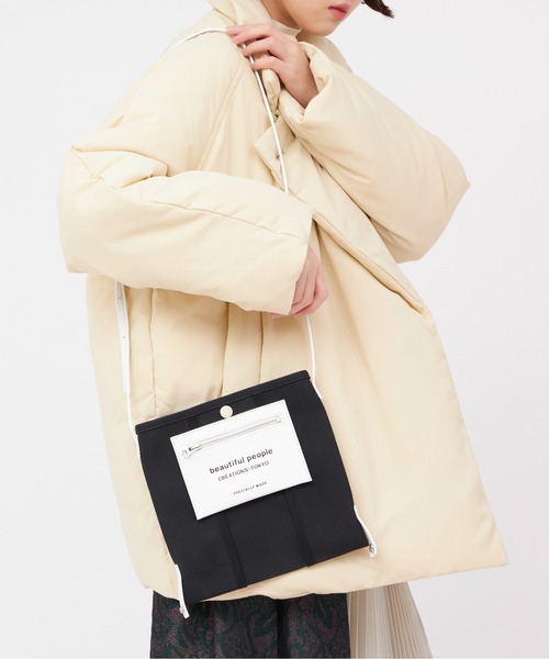 beautiful people（ビューティフルピープル）の「beautiful people “LINING LOGO POCKET” ミニショルダーバック（ショルダーバッグ・レディース・ブラック/オフホワイト/グレー・FREE）」の14枚目の写真