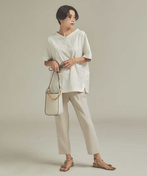 qualite（カリテ）の「撥水タフタTブラウス（シャツ/ブラウス・レディース・ホワイト/ライトブルー/マスタード/ネイビー・フリー）」の8枚目の写真