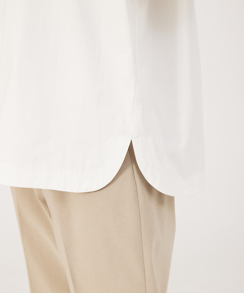 qualite（カリテ）の「撥水タフタTブラウス（シャツ/ブラウス・レディース・ホワイト/ライトブルー/マスタード/ネイビー・フリー）」の14枚目の写真