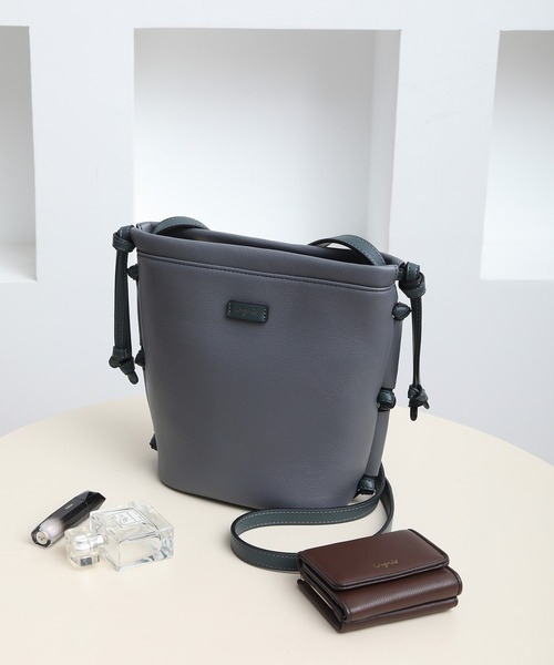 Ungrid(アングリッド)の「【Ungrid/アングリッド】配色ループ 両アオリポケット 旅行トラベル ミニショルダーバッグ(ショルダーバッグ・レディース・ブラック/ベージュ系その他/ブルー系その他/スモークピンク/アイボリー・FREE)」の8枚目の写真