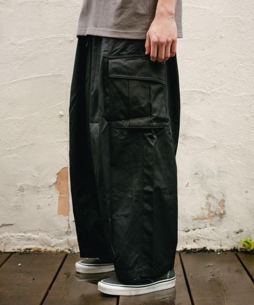 BROKEN BASE（ブロークンベース）の「カーゴポケットバルーンパンツ（カーゴパンツ・メンズ・ブラック/オリーブ・MEDIUM/LARGE）」の19枚目の写真