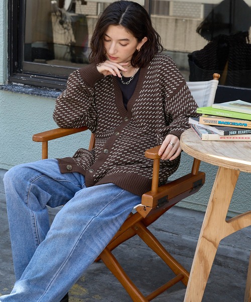 BARK MANHATTAN（バークマンハッタン）の「オーバーサイズ バーズアイ ニットカーディガン（カーディガン/ボレロ・メンズ・グリーン/ネイビー/ブラック/ブラウン/レッド・L/M）」の10枚目の写真