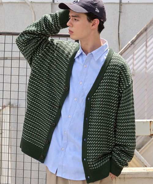 BARK MANHATTAN（バークマンハッタン）の「オーバーサイズ バーズアイ ニットカーディガン（カーディガン/ボレロ・メンズ・グリーン/ネイビー/ブラック/ブラウン/レッド・L/M）」の15枚目の写真