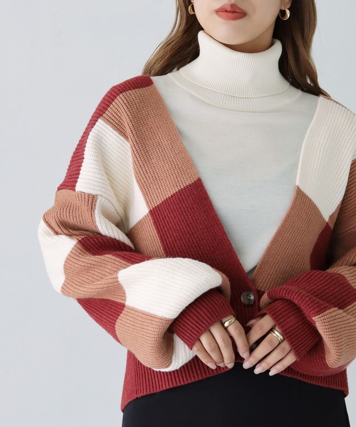 HER CLOSET(ハークローゼット)の「【shemoshelly】ブロックチェック ショートカーディガン(ニット/セーター・レディース・ネイビー/ミント/杢グレー/テラコッタ・M)」の1枚目の写真