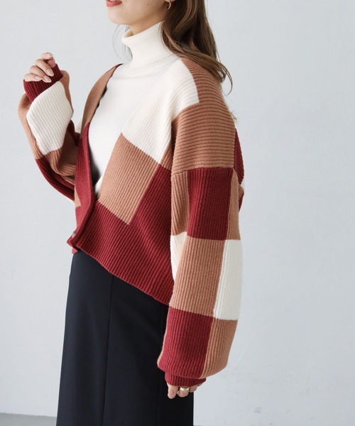 HER CLOSET(ハークローゼット)の「【shemoshelly】ブロックチェック ショートカーディガン(ニット/セーター・レディース・ネイビー/ミント/杢グレー/テラコッタ・M)」の10枚目の写真