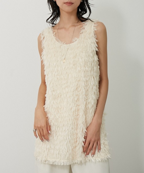 VACANCY（ヴァカンシー）の「カットフリンジトップス（その他トップス・レディース・ブラック/アイボリー・FREE）」の2枚目の写真