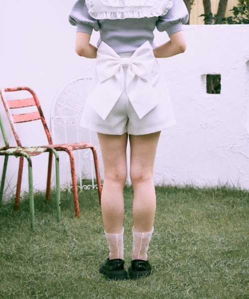 FickleBebe(フィクルベベ)の「バックリボンショートパンツ(その他パンツ・レディース・ホワイト/ブラック・1/0)」の6枚目の写真