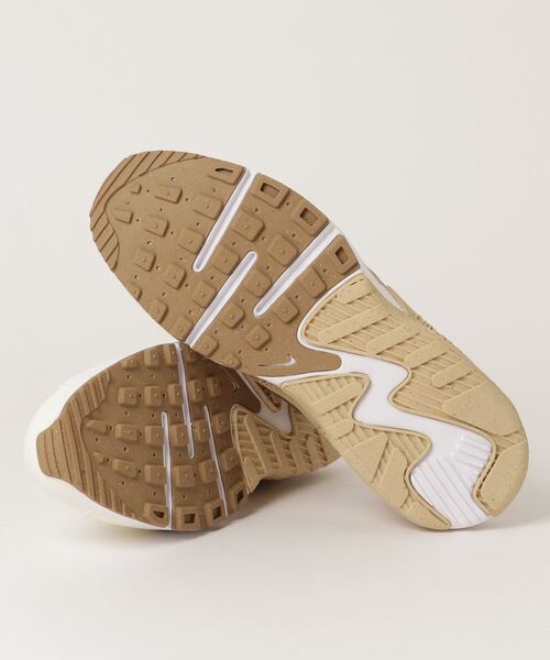 NIKE(ナイキ)の「ナイキ NIKE ナイキ ウィメンズ エア マックス エクシー(スニーカー・レディース・ベージュ・23.5cm/24.5cm/23.0cm/24.0cm/25.0cm)」の3枚目の写真