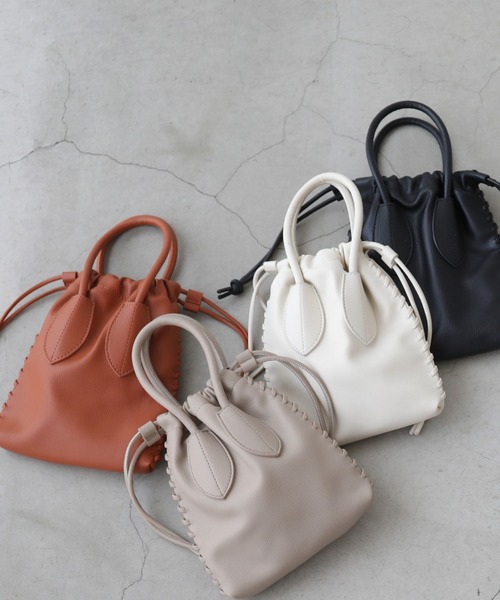 frames RAY CASSIN（フレームスレイカズン）の「販売停止中※※WEB限定 合皮2WAYミニBAG（ハンドバッグ・レディース・ブラック/イエロー/ブルー/アイボリー/グレイッシュベージュ/テラコッタ・FREE）」の5枚目の写真