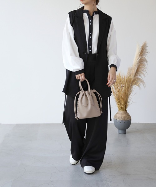 frames RAY CASSIN（フレームスレイカズン）の「販売停止中※※WEB限定 合皮2WAYミニBAG（ハンドバッグ・レディース・ブラック/イエロー/ブルー/アイボリー/グレイッシュベージュ/テラコッタ・FREE）」の17枚目の写真