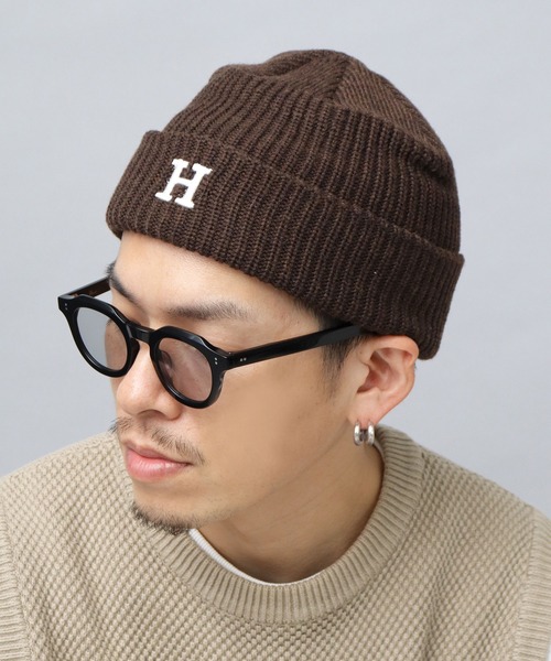 A.M.S.(エーエムエス)の「3D イニシャルロゴ刺繍 ニット帽(ニットキャップ/ビーニー・メンズ・ブラック/グレー/ベージュ/ブラウン・FREE)」の7枚目の写真