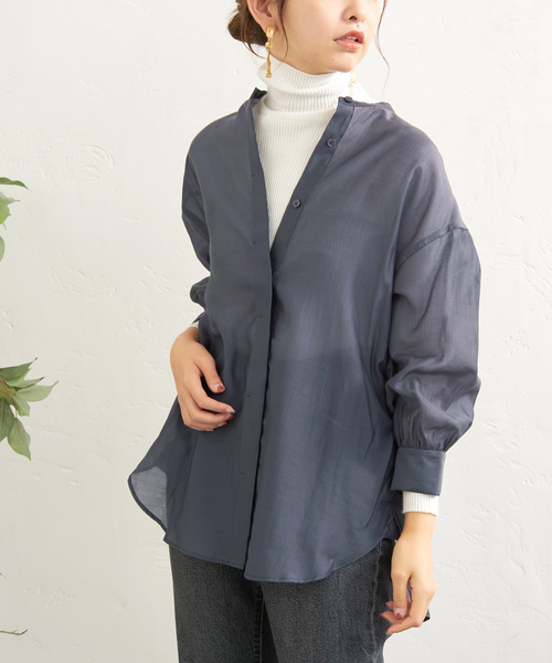 B.C STOCK（ベーセーストック）の「シアシャツ（シャツ/ブラウス・レディース・グリーン/サックスブルー/ブラウン/チャコールグレー・FREE）」の2枚目の写真