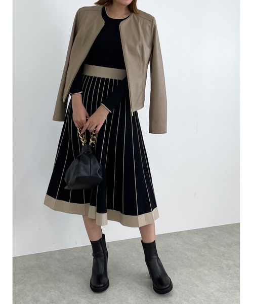 EPOCA THE SHOP（エポカザショップ）の「ラムレザーノーカラー