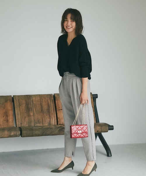 RIVE DROITE（リヴドロワ）の「アクセサリーのように持てるミニバッグ/レザーキルトミニチェーンバッグ（ショルダーバッグ・レディース・ブラック/キャメル/レッド・FREE）」の11枚目の写真