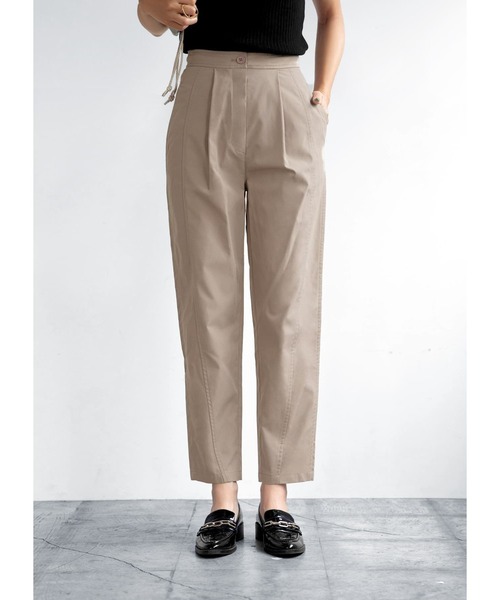 STYLE DELI（スタイルデリ）の「ワーク風切替ラインタックパンツ（その他パンツ・レディース・ベージュ/カーキ/ピンク・SMALL/MEDIUM）」の3枚目の写真