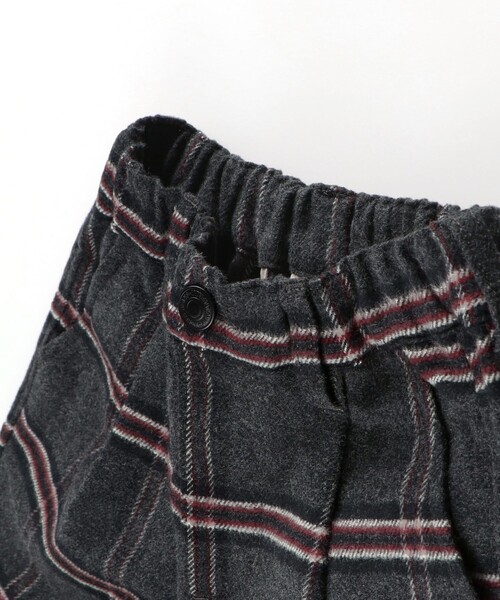 BRANSHES(ブランシェス)の「【やわらか】チェック柄起毛ロングパンツ(チノパンツ・キッズ・ブラック/チャコールグレー・120/130/150/90/140/110/100)」の13枚目の写真