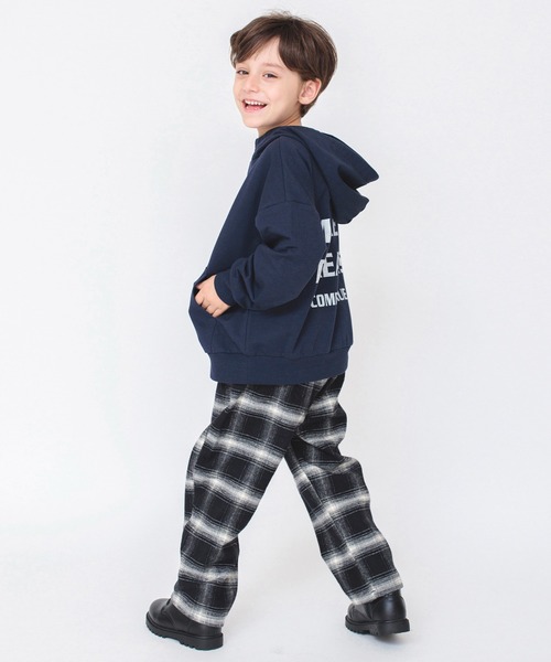 BRANSHES(ブランシェス)の「【やわらか】チェック柄起毛ロングパンツ(チノパンツ・キッズ・ブラック/チャコールグレー・120/130/150/90/140/110/100)」の6枚目の写真