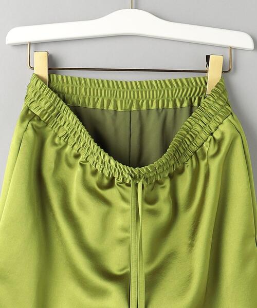 BEAUTY&YOUTH UNITED ARROWS（ビューティーアンドユースユナイテッドアローズ）の「サテン ドロースト イージー パンツ/ライナー -ウォッシャブル-（その他パンツ・レディース・オフホワイト/ブラック/ライム・M/L/S）」の16枚目の写真