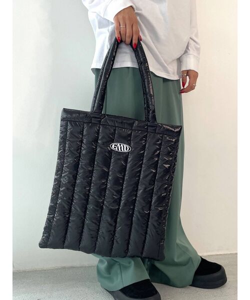 EMODA（エモダ）の「キルティングトートバッグ（トートバッグ・レディース・ホワイト/ブラック/ブルー・FREE）」の3枚目の写真