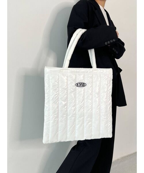 EMODA（エモダ）の「キルティングトートバッグ（トートバッグ・レディース・ホワイト/ブラック/ブルー・FREE）」の13枚目の写真