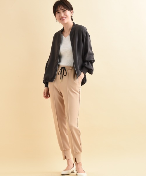 actuel（アクチュエル）の「【ＵＶ・吸水速乾】２ＷＡＹジョーゼット袖ドロストブルゾン（ブルゾン・レディース・チャコールグレー/オフホワイト/ライトグレー/ネイビー・FREE）」の12枚目の写真